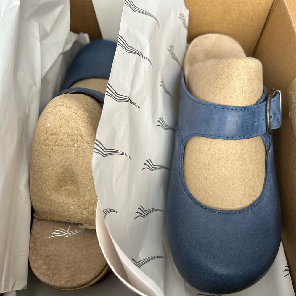 Dansko martina burnished napa blue size 7